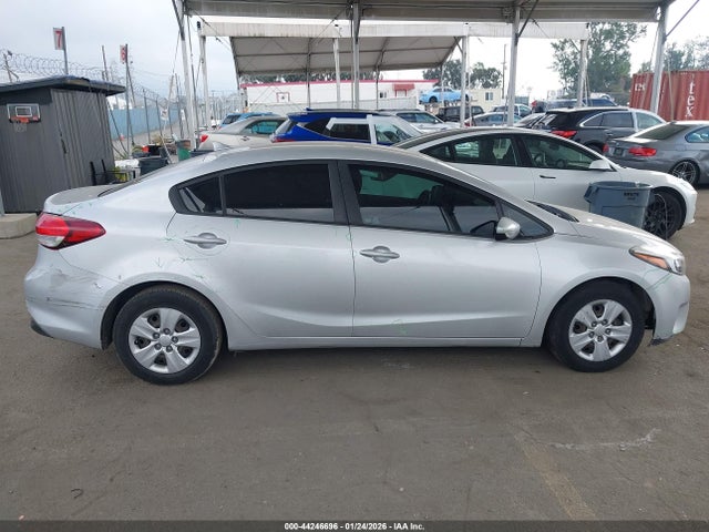 3KPFK4A78JE263448 KIA FORTE LX