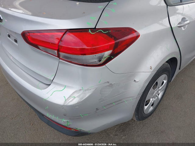 3KPFK4A78JE263448 KIA FORTE LX