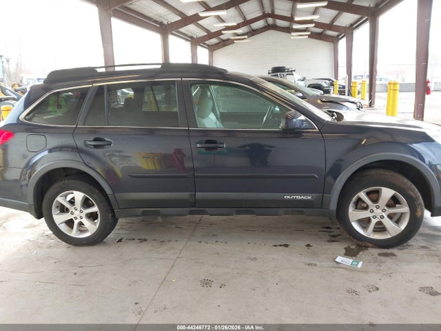 Subaru Outback 2.5i Limited 2014 4S4BRBLC4E3282435 Image 14