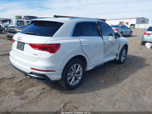 44246779 :رقم المزاد ، WA1EECF36N1098019 vin ، 2022 Audi Q3 Premium Plus 45 Tfsi S Line Quattro Tiptronic مزاد بيع