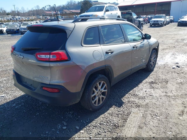 1C4PJLAB5HW580822 Jeep Cherokee Sport Fwd