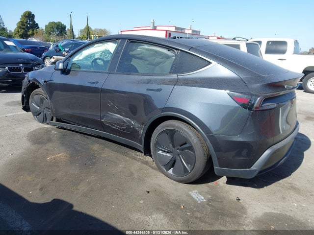 2026 TESLA MODEL Y 7SAYGDED3TF379053 Photo 2