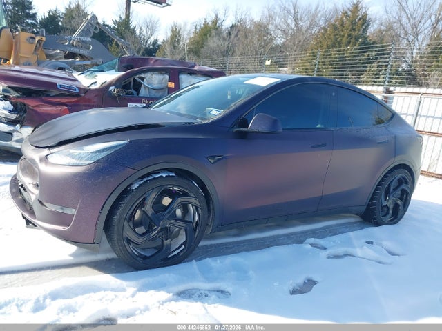 Продаж на аукціоні авто 2023 Tesla Model Y Awd/long Range Dual Motor All-wheel Drive, vin: 7SAYGDEE9PA089878, номер лоту: 44246852