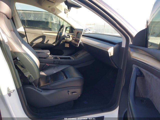 Продаж на аукціоні авто 2023 Tesla Model Y Awd/long Range Dual Motor All-wheel Drive, vin: 7SAYGDEE9PA089878, номер лоту: 44246852