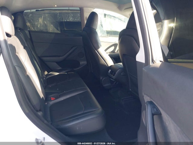 Продаж на аукціоні авто 2023 Tesla Model Y Awd/long Range Dual Motor All-wheel Drive, vin: 7SAYGDEE9PA089878, номер лоту: 44246852