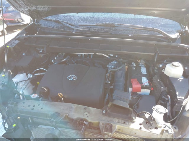 5TDGZRBH7NS567841 Toyota Highlander Xle