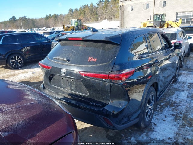 5TDGZRBH7NS567841 Toyota Highlander Xle