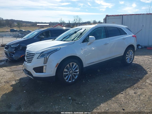 2018 CADILLAC XT5 1GYKNGRS6JZ172242 Photo 1