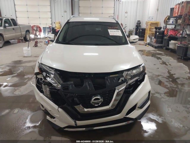 JN8AT2MTXHW131543 Nissan ROGUE SV