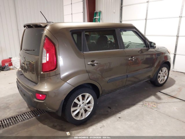 2012 KIA SOUL KNDJT2A65C7379521 Photo 3