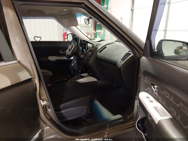 2012 KIA SOUL KNDJT2A65C7379521 Photo 4