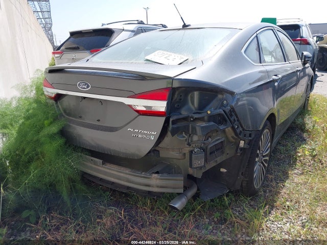 Ford Fusion Hybrid Platinum 2017 3FA6P0RU3HR304095 Image 4