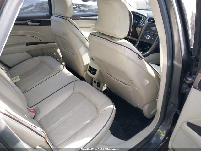 Ford Fusion Hybrid Platinum 2017 3FA6P0RU3HR304095 Image 8