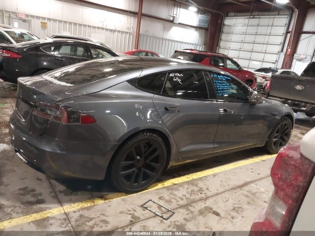 Tesla Model S Plaid Tri Motor All-wheel Drive 2021 5YJSA1E68MF431475 Image 14