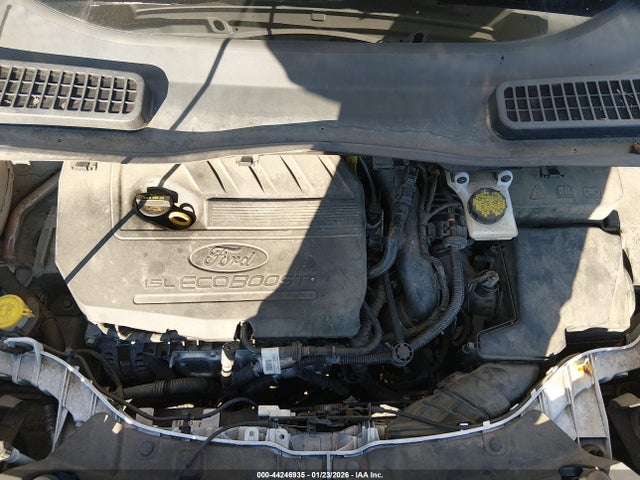 1FMCU9GD6HUA84551 Ford ESCAPE SE