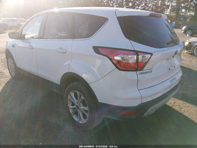 1FMCU9GD6HUA84551 Ford ESCAPE SE