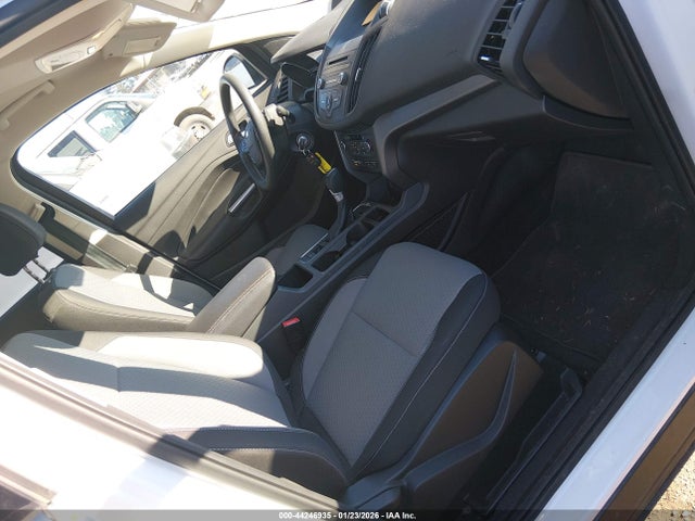 1FMCU9GD6HUA84551 Ford ESCAPE SE