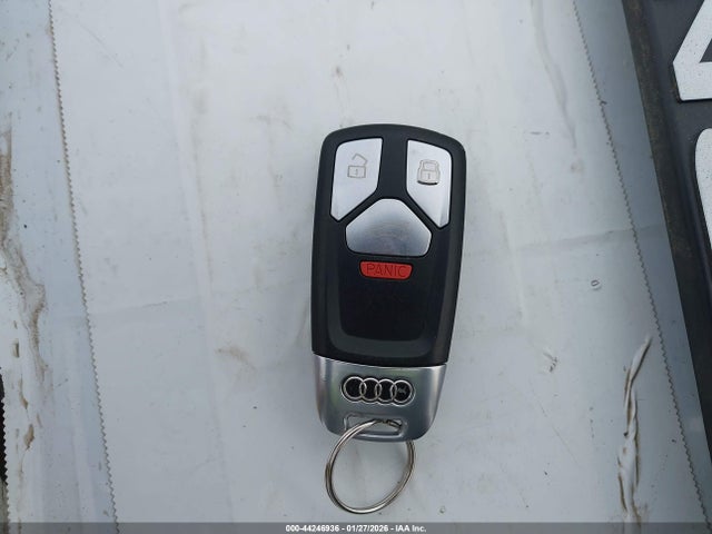 2018 AUDI A4 WAUENAF40JA158273 Photo 10