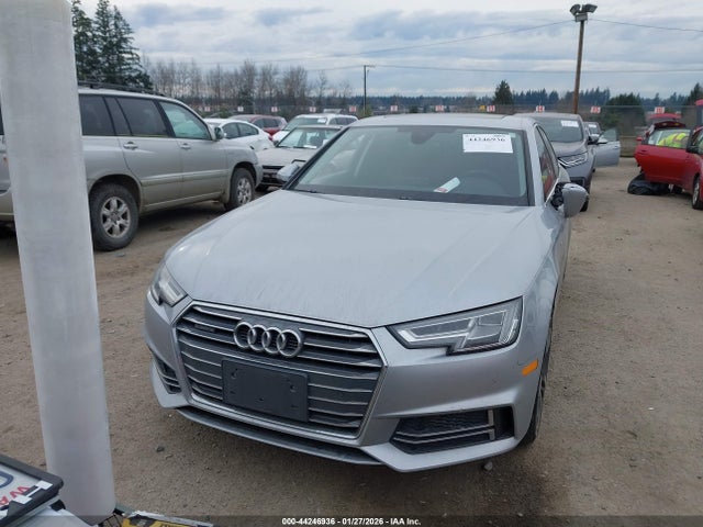 WAUENAF40JA158273 Audi A4 2.0t Premium/2.0t Tech Premium