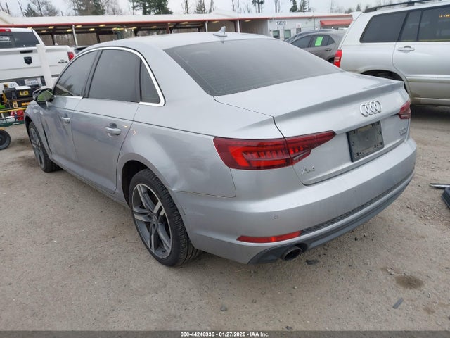 2018 AUDI A4 WAUENAF40JA158273 Photo 2