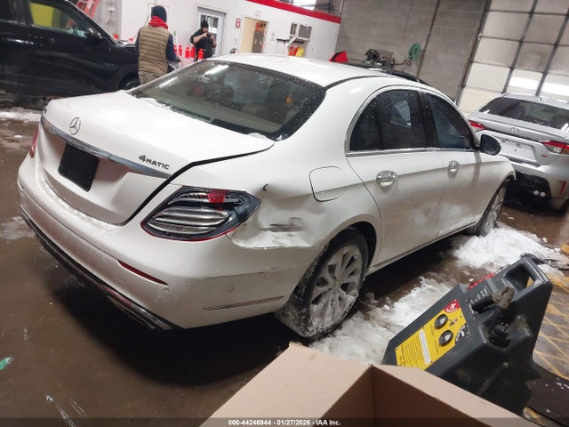 2017 MERCEDES-BENZ E 300 WDDZF4KB0HA142985 Photo 3