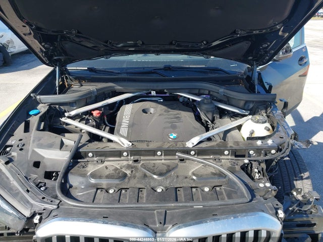 2025 BMW X5 5UX23EU05S9Z43604 Photo 9