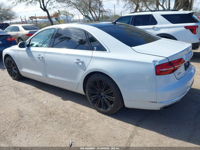 2015 AUDI A8 L WAU3GAFD0FN006463 Photo 2