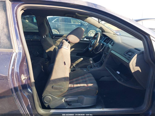 2016 VOLKSWAGEN GOLF GTI 3VWYT7AU0GM007992 Photo 4