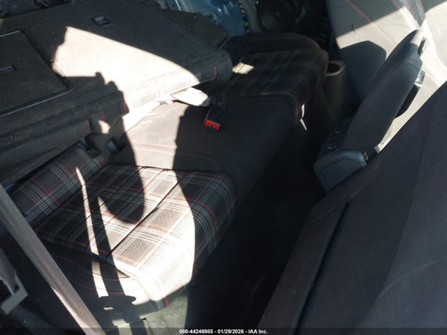 2016 VOLKSWAGEN GOLF GTI 3VWYT7AU0GM007992 Photo 7