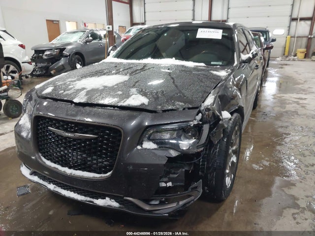 Aukcja sprzedaży 2017 Chrysler 300 300s Alloy Edition Awd, vin: 2C3CCAGG9HH542514, numer aukcji: 44246996