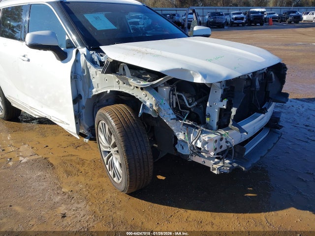 44247015 :رقم المزاد ، 5TDFZRBH7LS016107 vin ، 2020 Toyota Highlander Platinum مزاد بيع