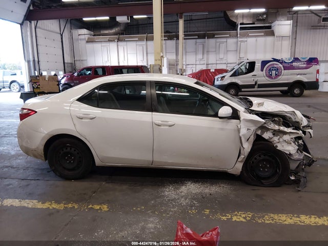 Toyota COROLLA LE 2016 5YFBURHE9GP478371 Image 13