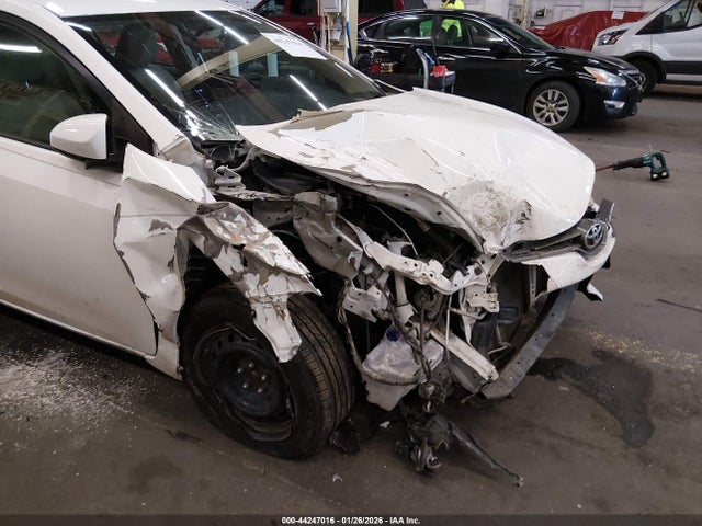 Toyota COROLLA LE 2016 5YFBURHE9GP478371 Image 6