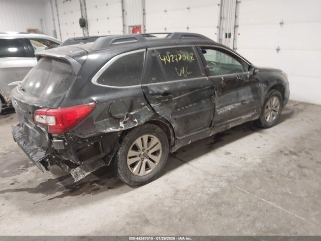 44247018 :رقم المزاد ، 4S4BSAFC8F3252382 vin ، 2015 Subaru Outback 2.5i Premium مزاد بيع