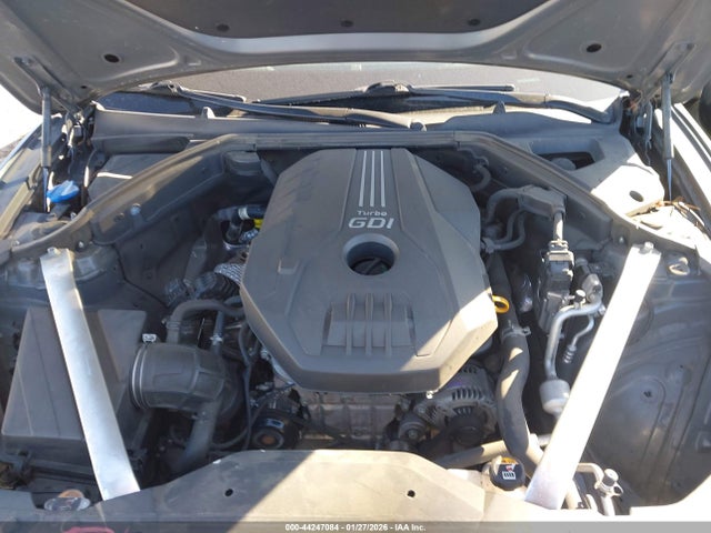 KMTG34TA1NU099821 Genesis G70 2.0t Rwd
