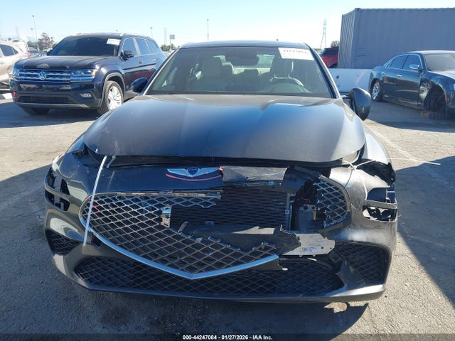 KMTG34TA1NU099821 Genesis G70 2.0t Rwd