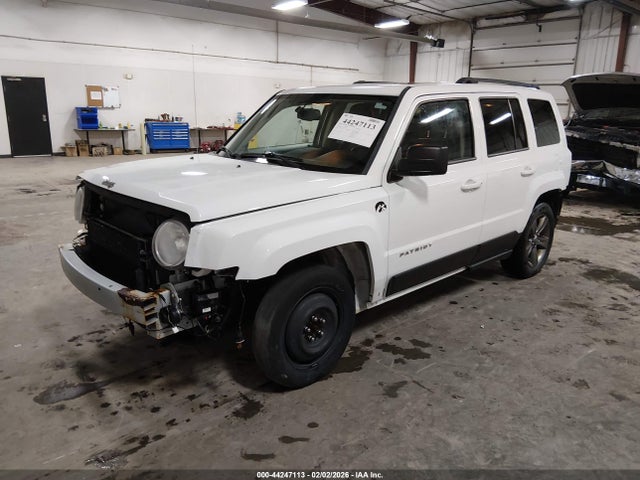 Jeep Patriot High Altitude 2014 1C4NJPFA3ED758247 Image 2