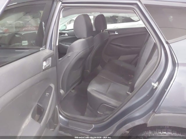 KM8J3CA4XKU954146 Hyundai Tucson Value