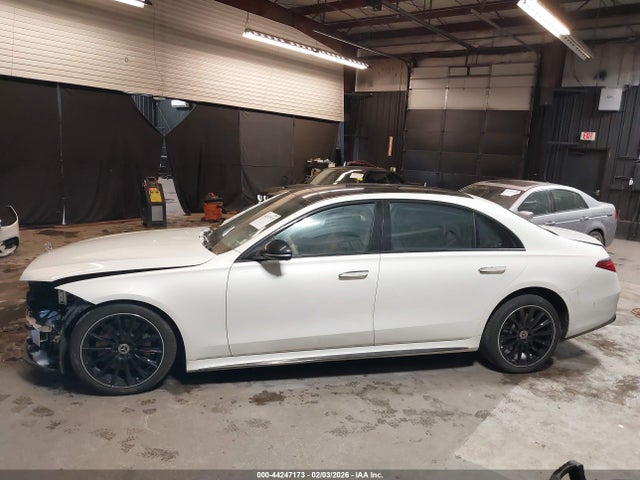 44247173 :رقم المزاد ، W1K6G6DB7PA198591 vin ، 2023 Mercedes-benz S 500 4matic مزاد بيع