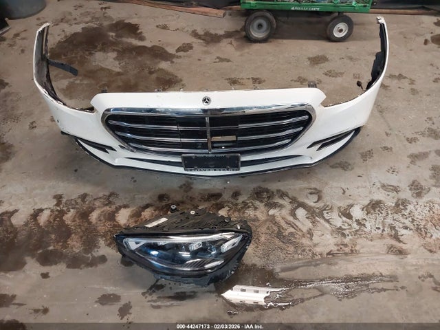 44247173 :رقم المزاد ، W1K6G6DB7PA198591 vin ، 2023 Mercedes-benz S 500 4matic مزاد بيع