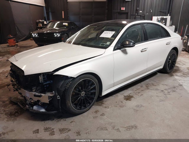 44247173 :رقم المزاد ، W1K6G6DB7PA198591 vin ، 2023 Mercedes-benz S 500 4matic مزاد بيع
