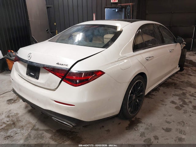 44247173 :رقم المزاد ، W1K6G6DB7PA198591 vin ، 2023 Mercedes-benz S 500 4matic مزاد بيع