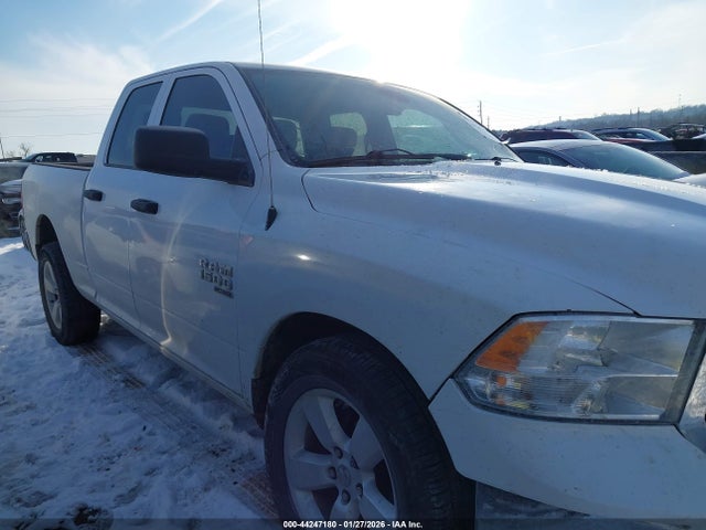 Продаж на аукціоні авто 2024 Ram 1500 Classic Tradesman  4x2 6'4 Box, vin: 1C6RR6FG0RS143124, номер лоту: 44247180