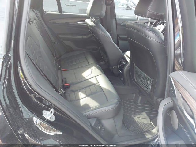 2018 BMW X3 5UXTR9C50JLD64287 Photo 7