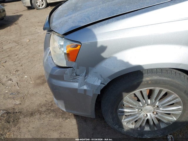Продаж на аукціоні авто 2014 Chrysler Town & Country Touring-l, vin: 2C4RC1CG5ER277124, номер лоту: 44247248