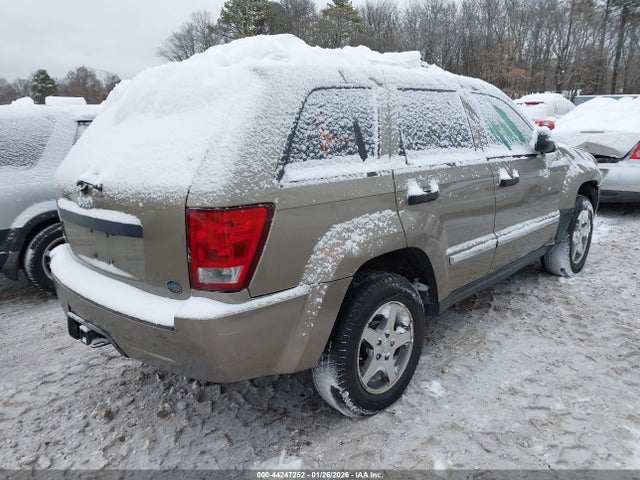 2005 JEEP GRAND CHEROKEE 1J4HR48N65C646823 Photo 3
