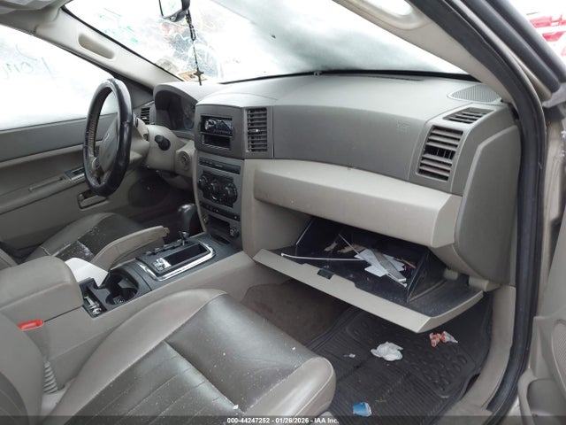 2005 JEEP GRAND CHEROKEE 1J4HR48N65C646823 Photo 4