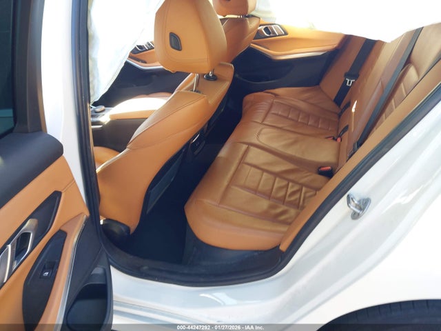 2021 BMW 330I 3MW5R1J09M8C13439 Photo 7