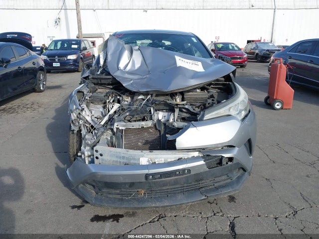 2018 Toyota C-hr Xle მანქანა იყიდება აუქციონზე, vin: NMTKHMBX3JR024308, აუქციონის ნომერი: 44247296