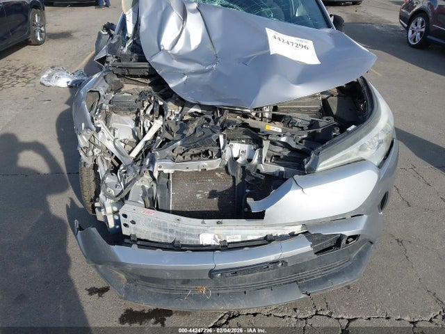 2018 Toyota C-hr Xle მანქანა იყიდება აუქციონზე, vin: NMTKHMBX3JR024308, აუქციონის ნომერი: 44247296
